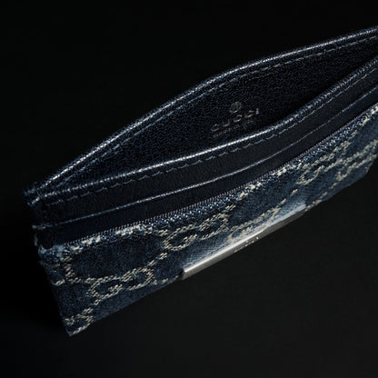 denim azul oscuro con GG