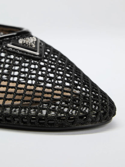 Black 001
