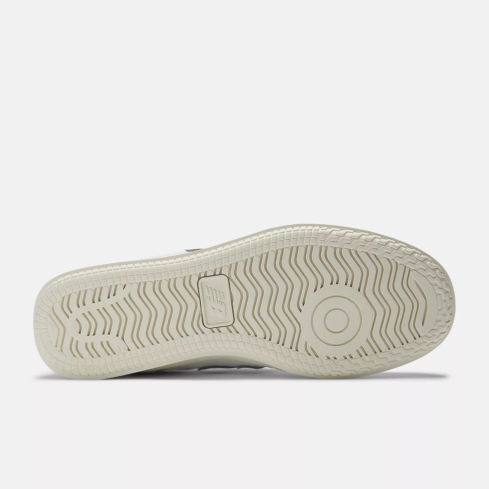 Nb 103 White With Dark Alpine Green