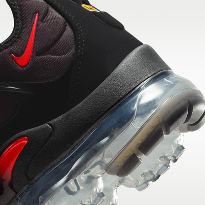 Black/Anthracite/White/Bright Crimson