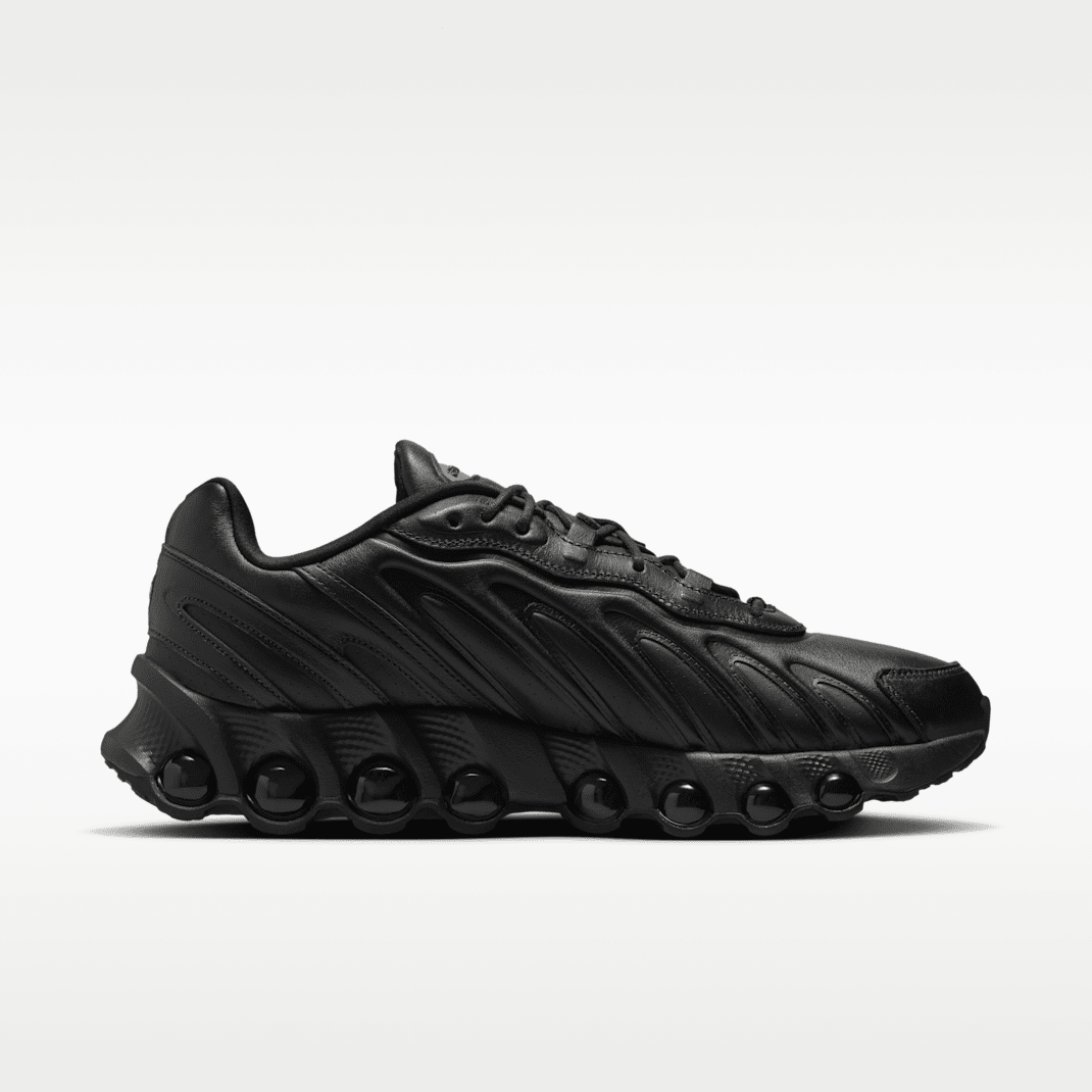 Black/Black