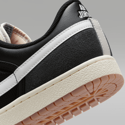 Black/Anthracite/Gum Medium Brown/Summit White