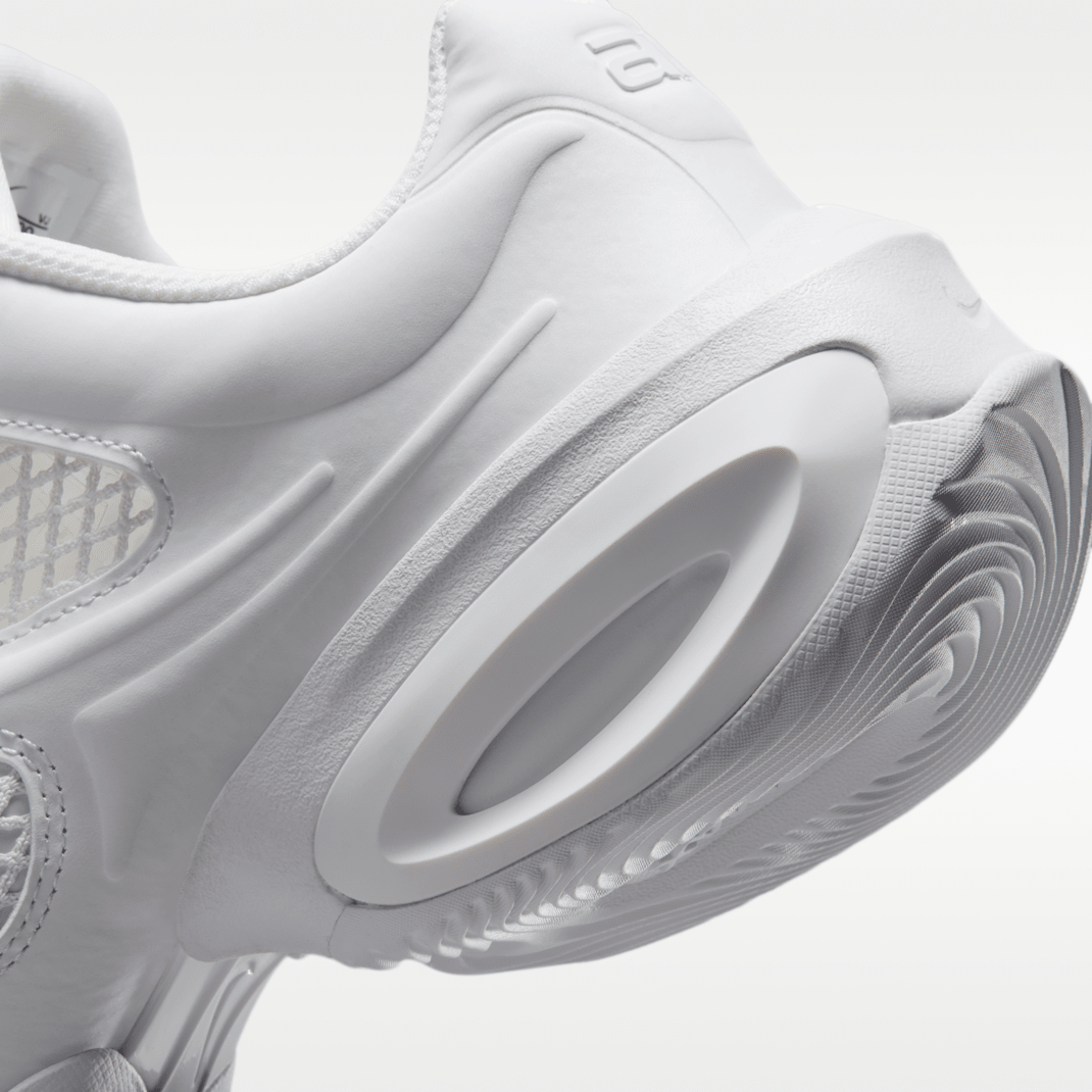 White/White/Metallic Silver
