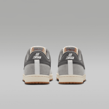 Summit White/Light Smoke Grey/Sail/Smoke Grey