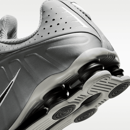 Light Smoke Grey/Smoke Grey/White/Black