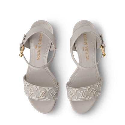 Beige 2