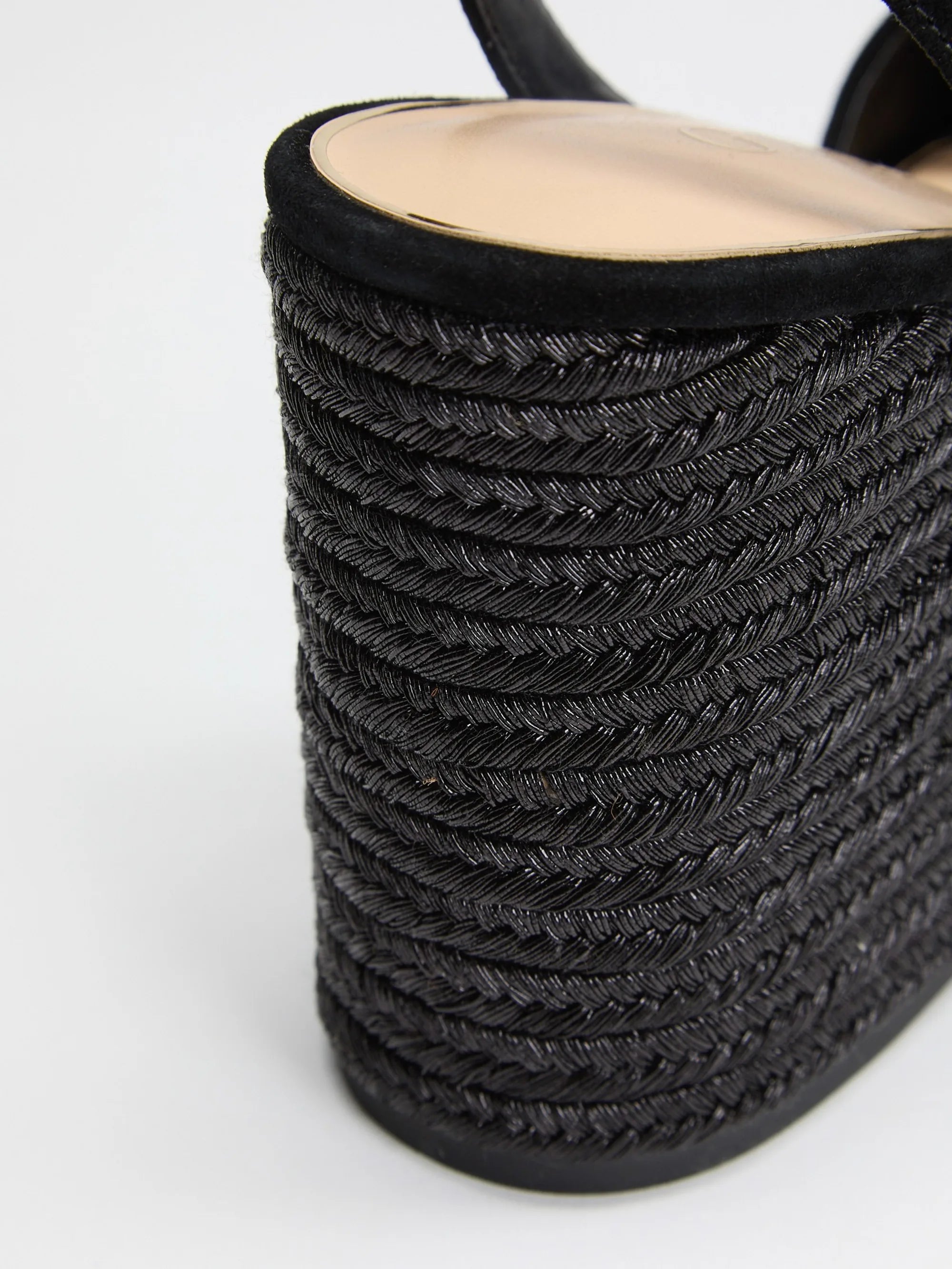 Black 001