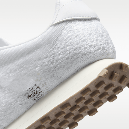 White/White/Sail/White
