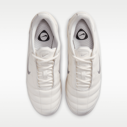 Sail/Pale Ivory/Sail/Metallic Silver