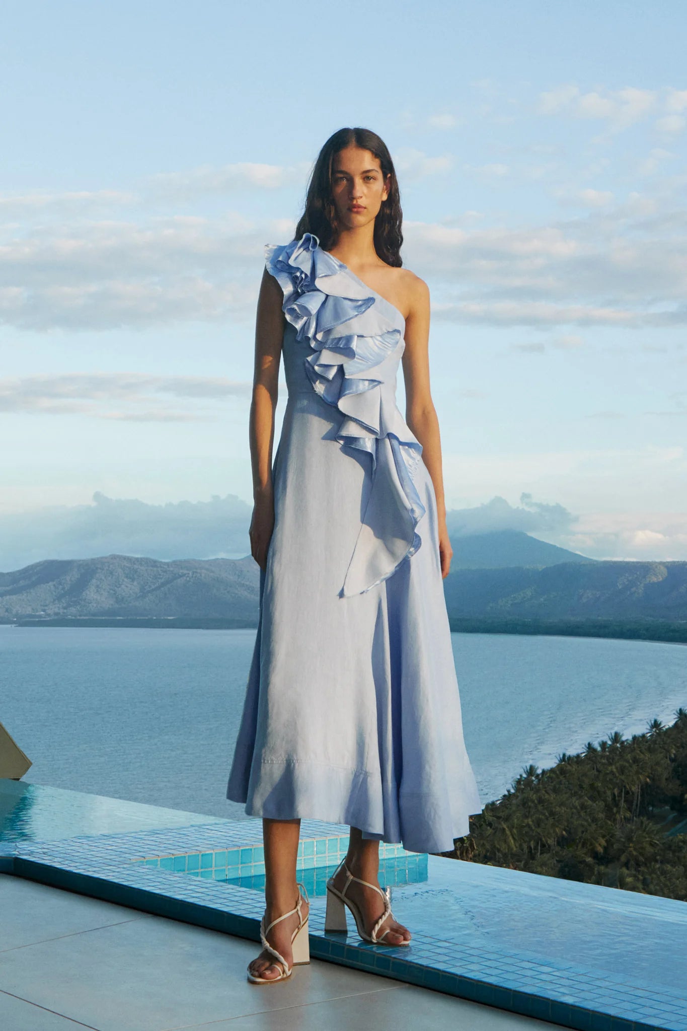 LIGHT SKY BLUE