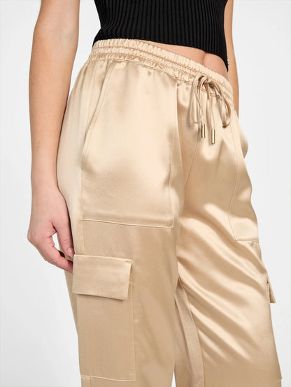 Foamy Taupe