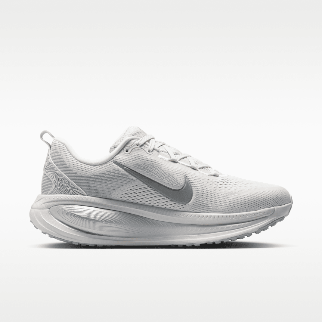Phantom/Grey Fog/Metallic Silver/Summit White