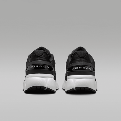 Black/Anthracite/White