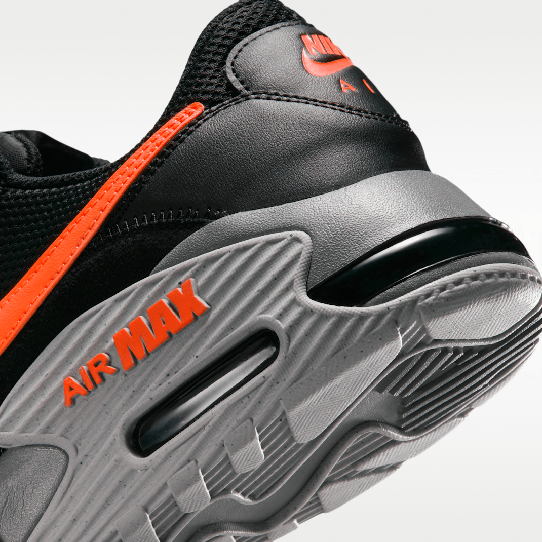 Black/Smoke Grey/Light Smoke Grey/Hyper Crimson