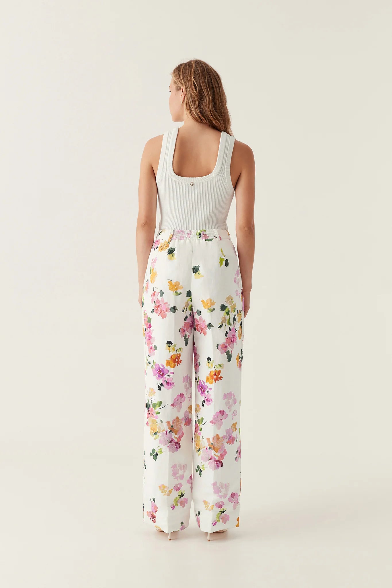 SCATTERED FLORAL