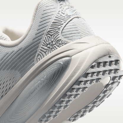 Phantom/Grey Fog/Metallic Silver/Summit White