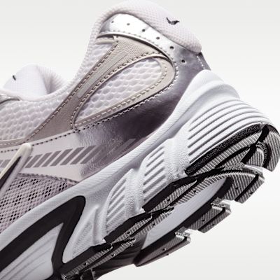 White/Vast Grey/College Grey/Black