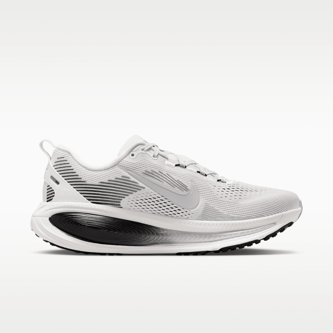Summit White/Black/Off White/Metallic Silver