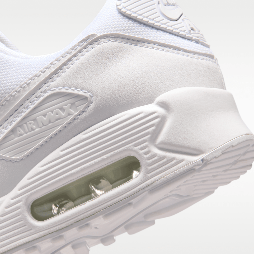 White/White/White