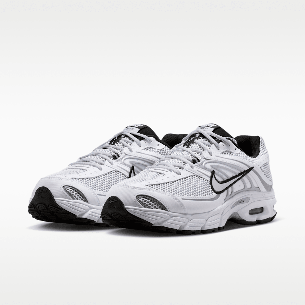 White/Black/Wolf Grey/Metallic Silver