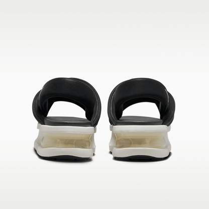 Black/Sail
