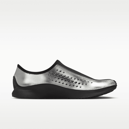 Metallic Silver/Black