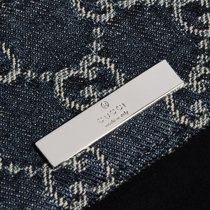 denim azul oscuro con GG