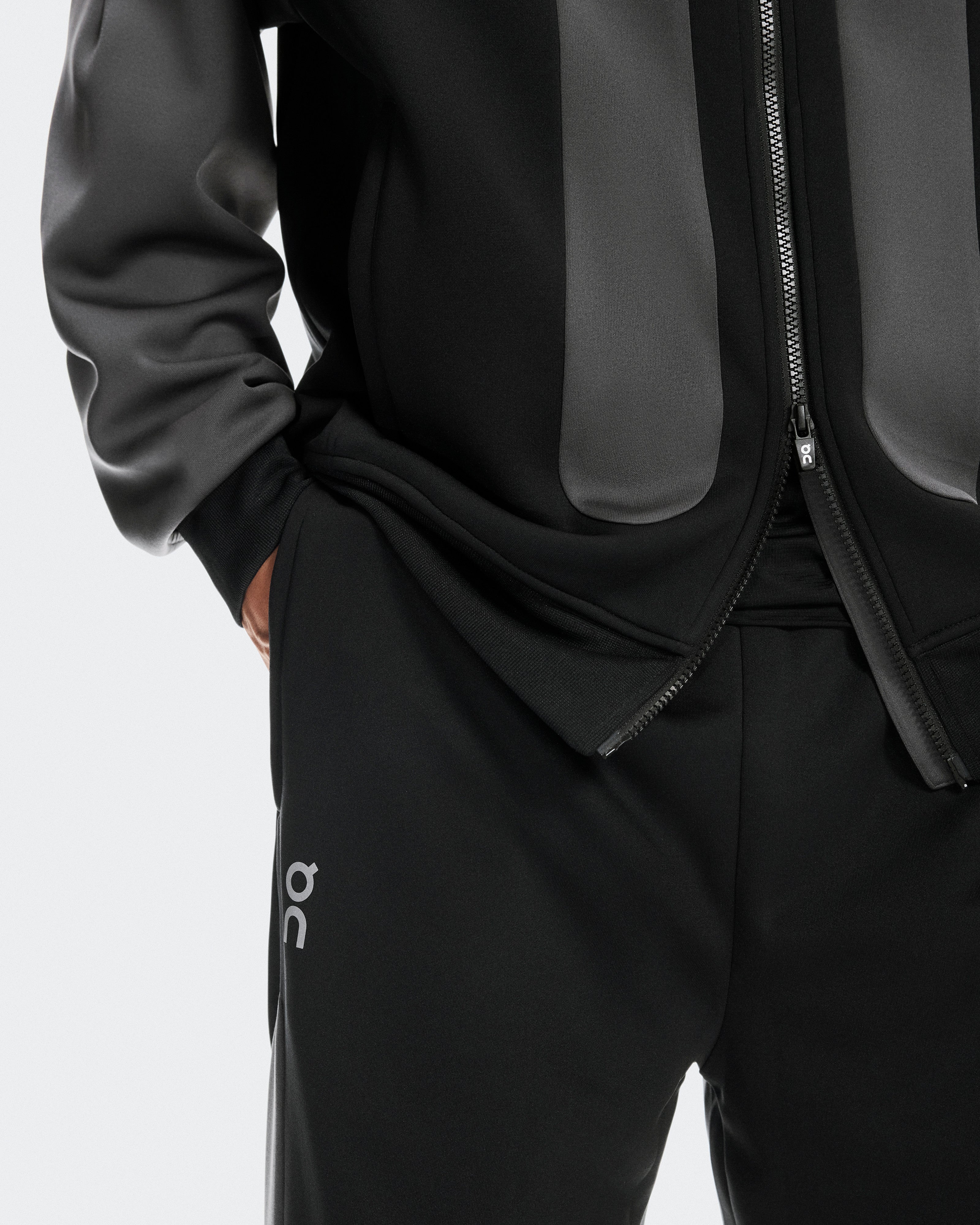 Black | Eclipse