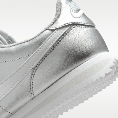 Metallic Silver/Grey Fog/White