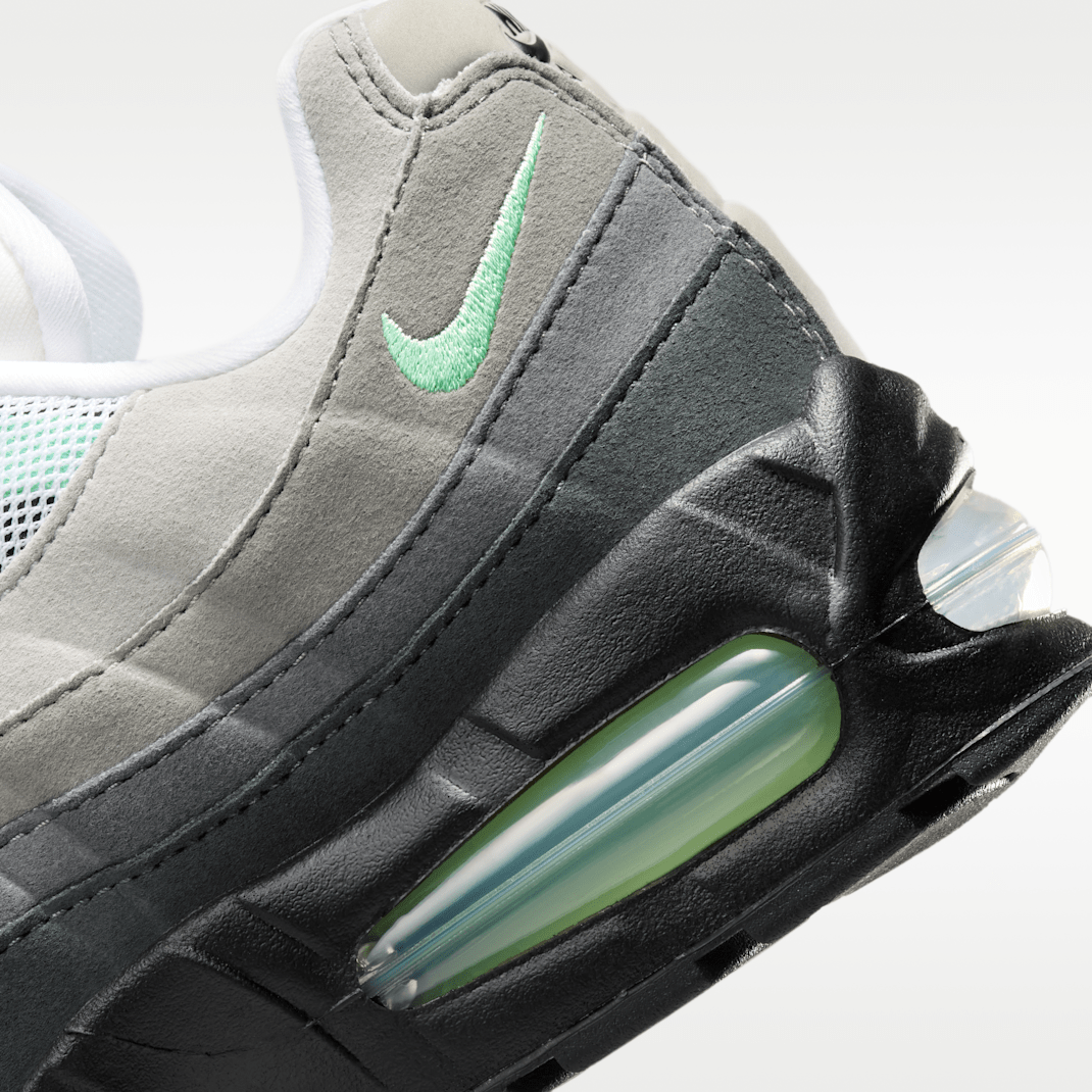 Black/White/Medium Grey/Fresh Mint