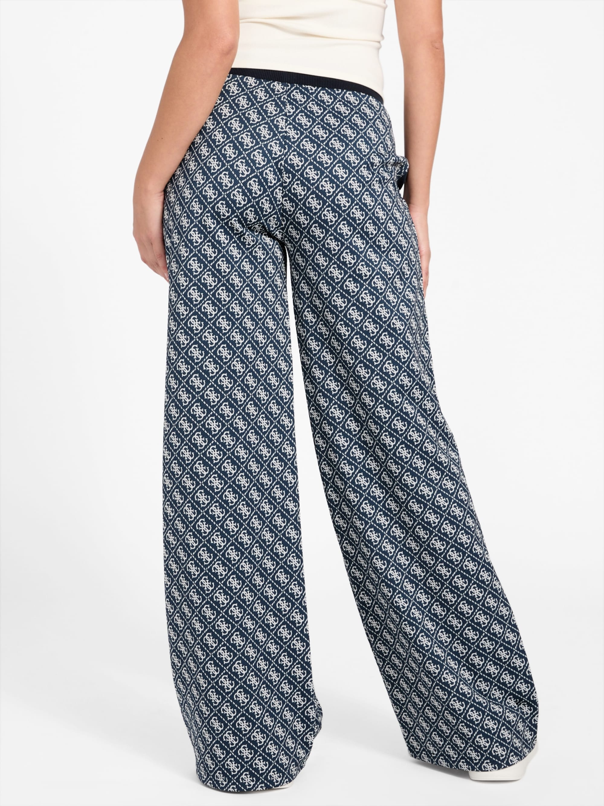 4G Rhombus Ocean Jacquard