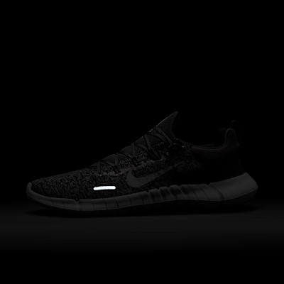 Black/Dark Smoke Grey/White