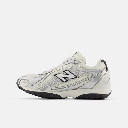Nb 103 White With Grey Matter