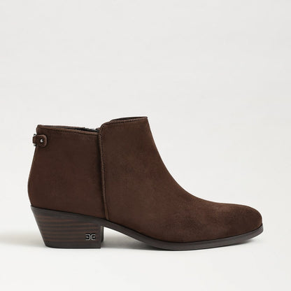 Mustang Brown Suede