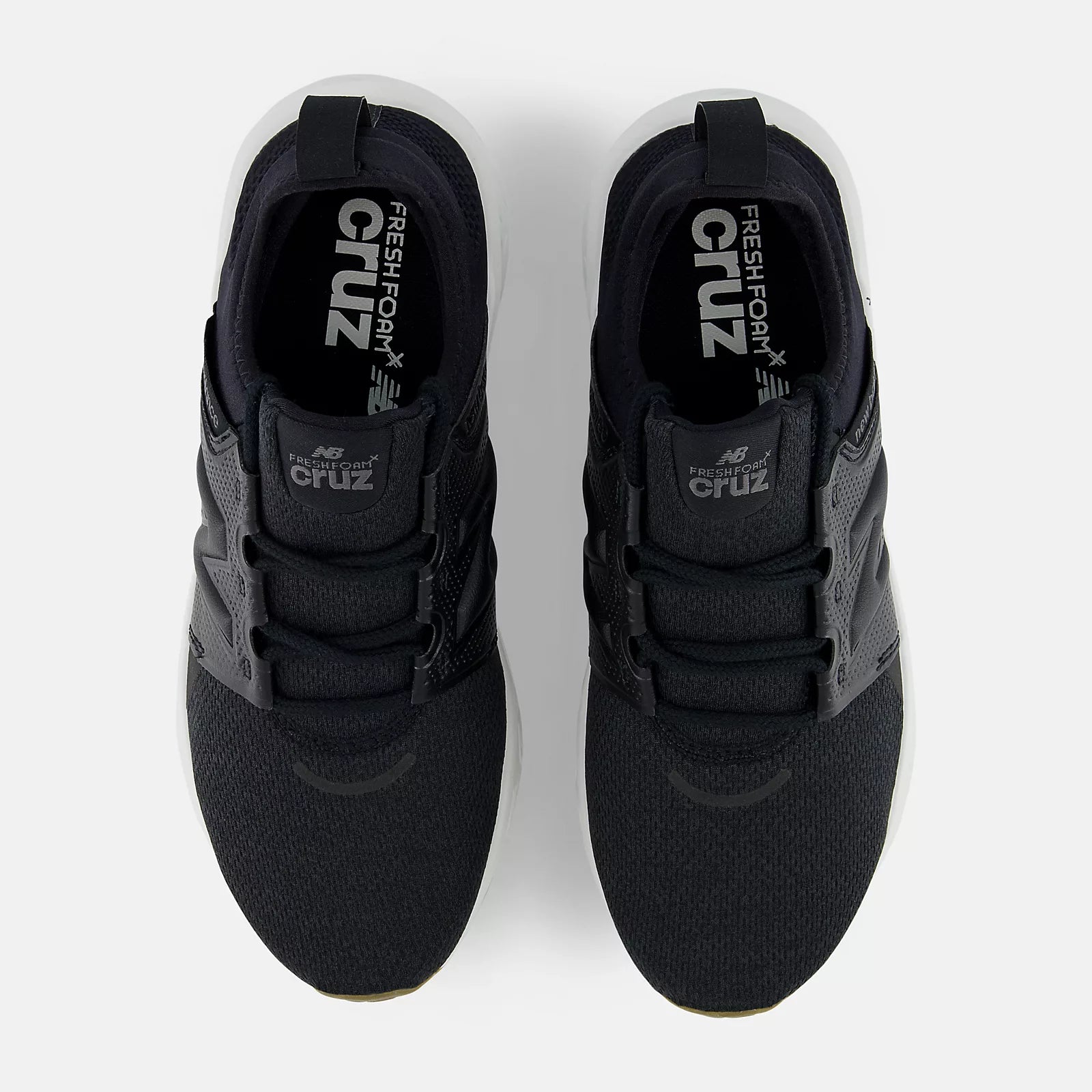 Black With Gum 020