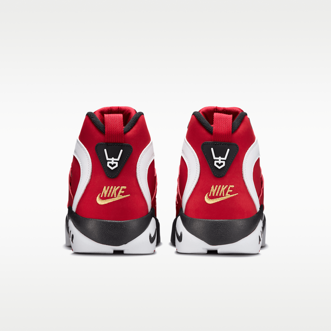 Prime Red/Black/Metallic Gold/White