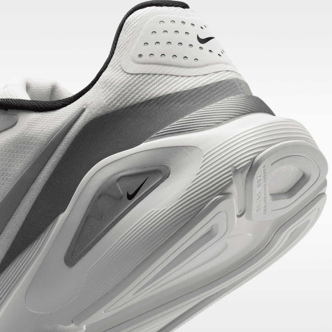 Summit White/Black/White/Metallic Silver
