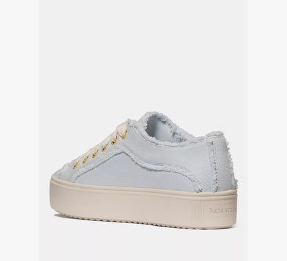 Pale Sapphirine