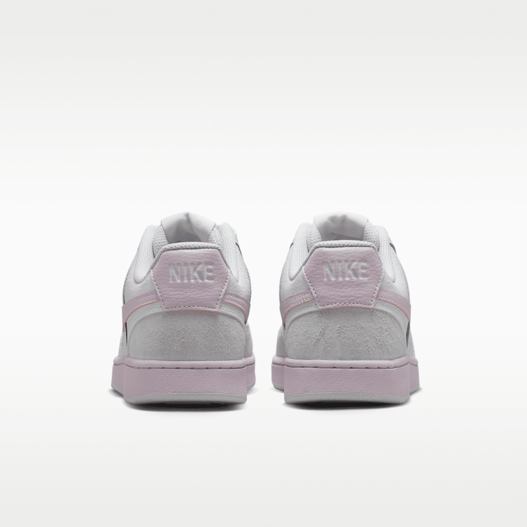 Off White/Bleached Lilac