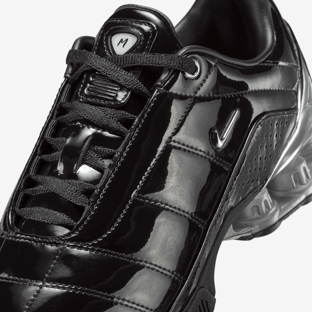 Black/Black/Metallic Silver