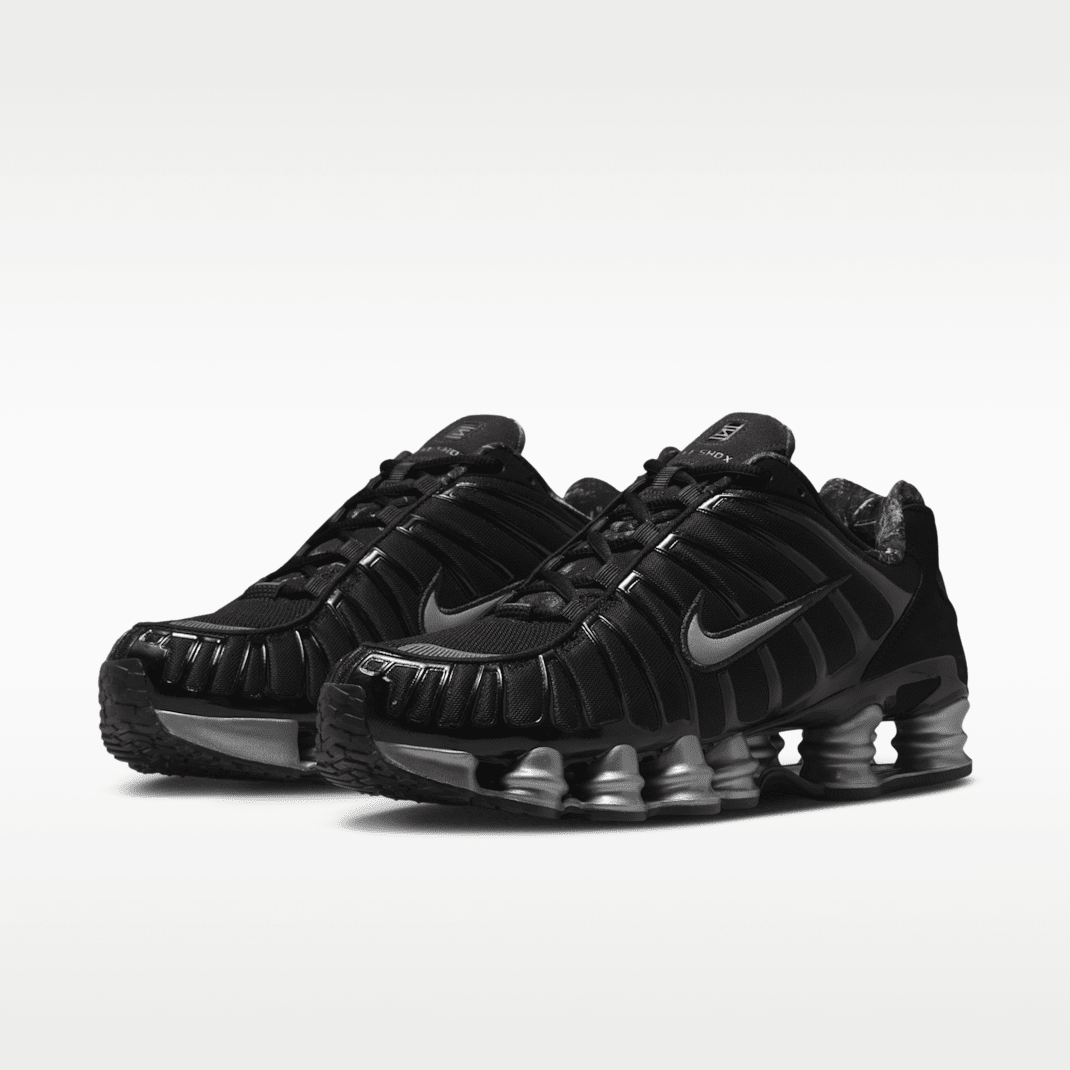 Black/Metallic Cool Grey/Dark Smoke Grey