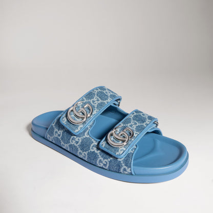 denim azul con GG