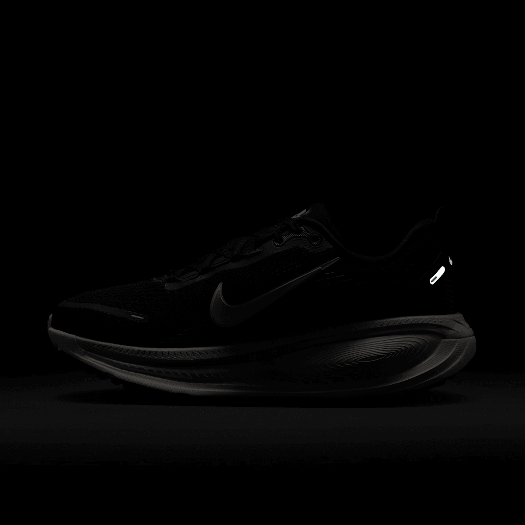 Black/Coconut Milk/Light Iron Ore/Summit White