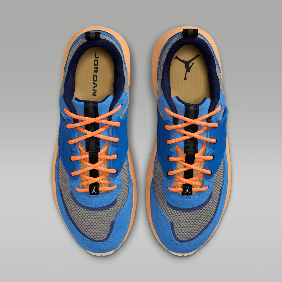 Blue Beyond/Cobblestone/Midnight Navy/Atomic Orange