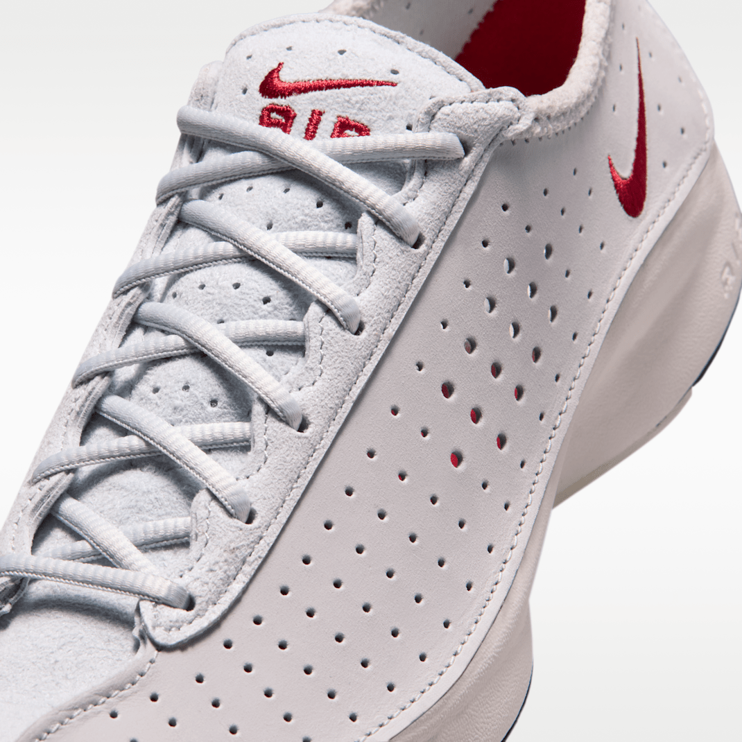 Photon Dust/Sail/Black/Tough Red
