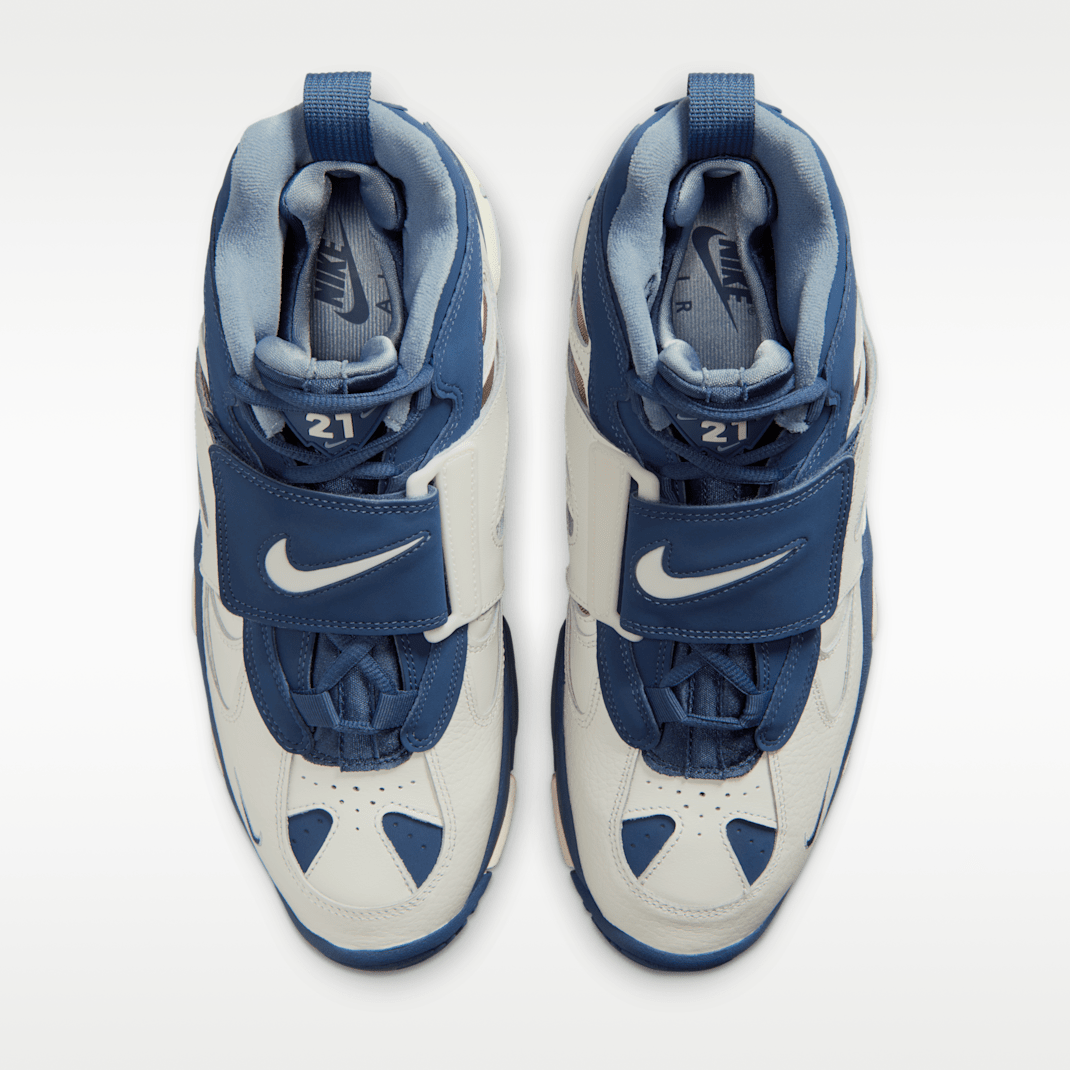 Sail/Blue Grey/Metallic Gold/Mystic Navy