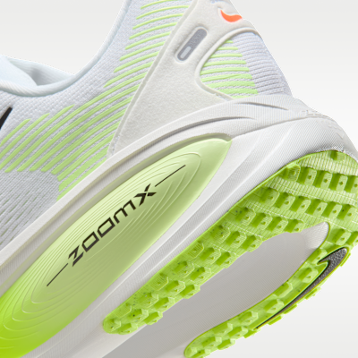 White/Volt/Barely Volt/Black