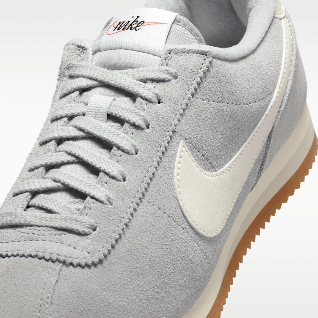 Light Smoke Grey/Sail/Gum Light Brown/Light Orewood Brown