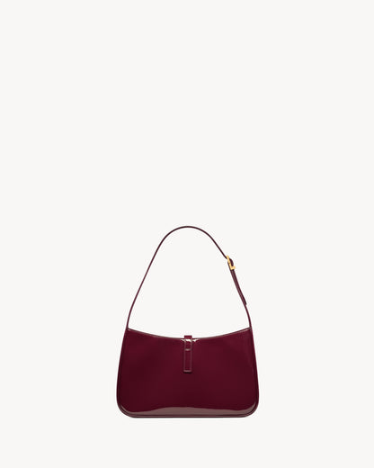 Dark Red Wine