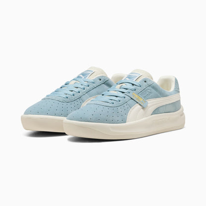 Seafoam-Frosted Ivory